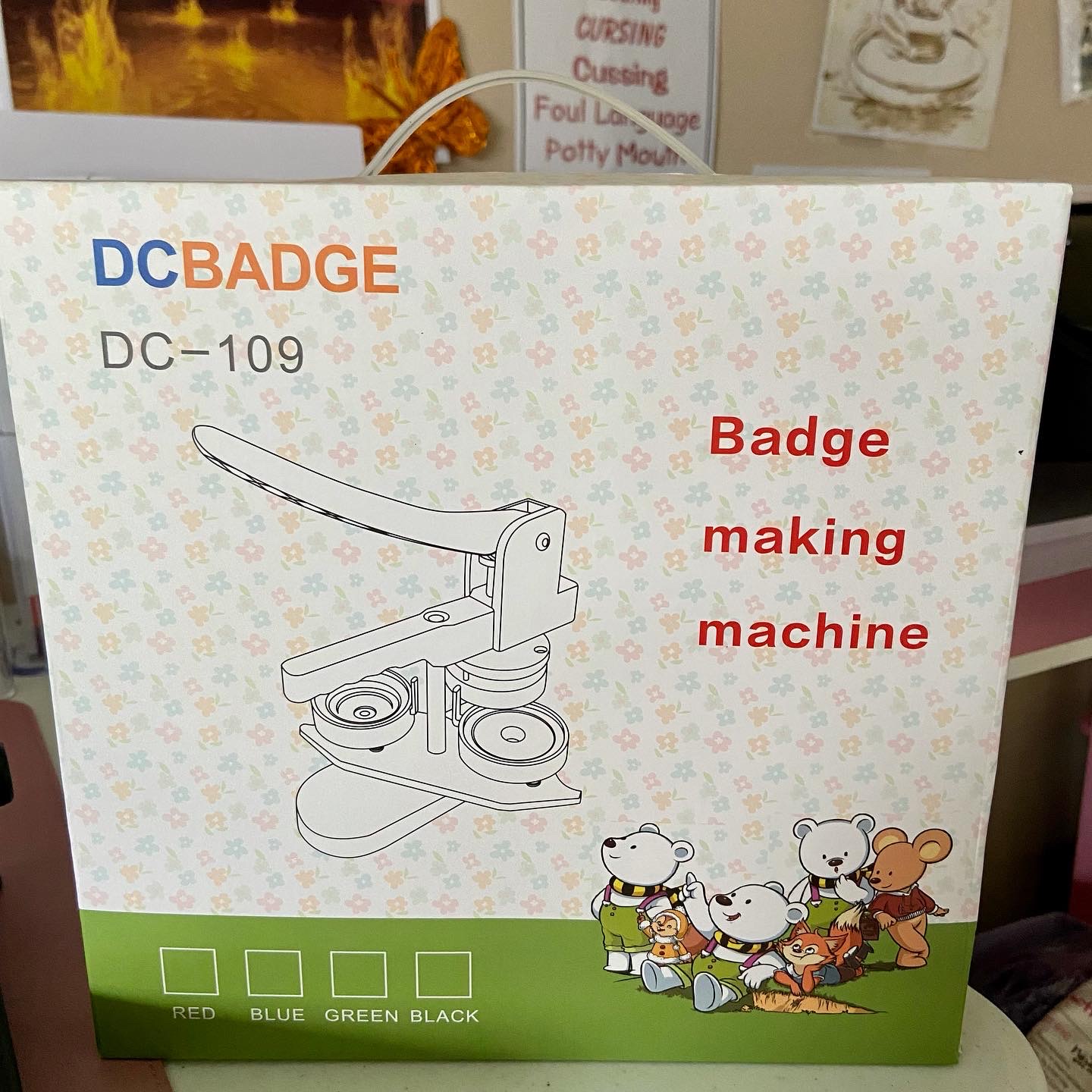 Badge Making Machine